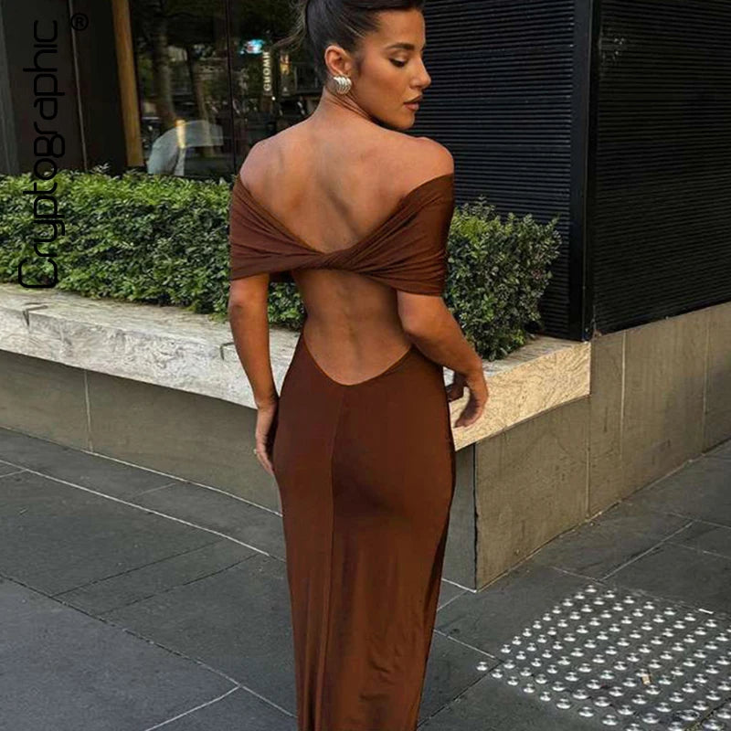 Vestido Asuncion elegante con hombros descubiertos - Coleccion 2025